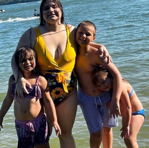 Meet your Posher, Scott - Picture 1 of 1